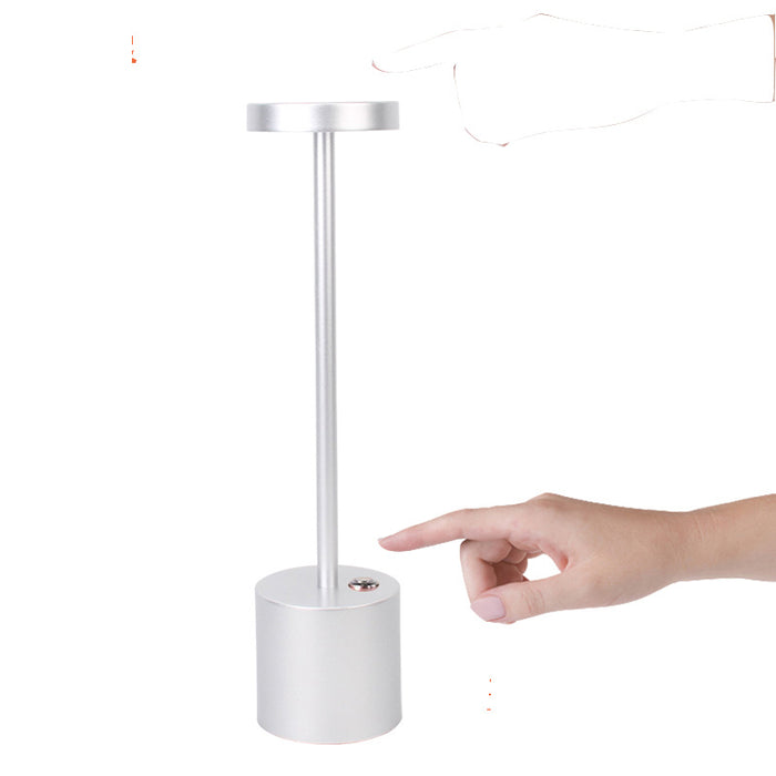 Lampada da scrivania ricaricabile impermeabile a LED in lega di alluminio Lampade da tavolo in metallo con attenuazione tattile per bar Soggiorno Lettura Luce da campeggio