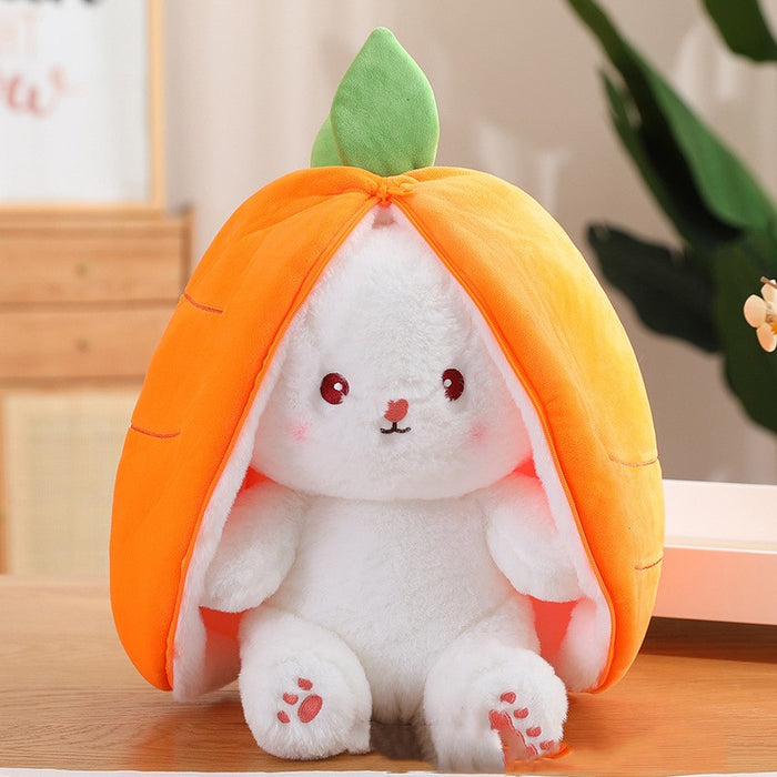 Wanghong Cute se transforma en un muñeco de peluche de conejo de fresa